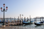 Venice aperçu gondoles