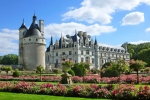 Le château de Chenonceau vu du jardin de Catherine de medicis