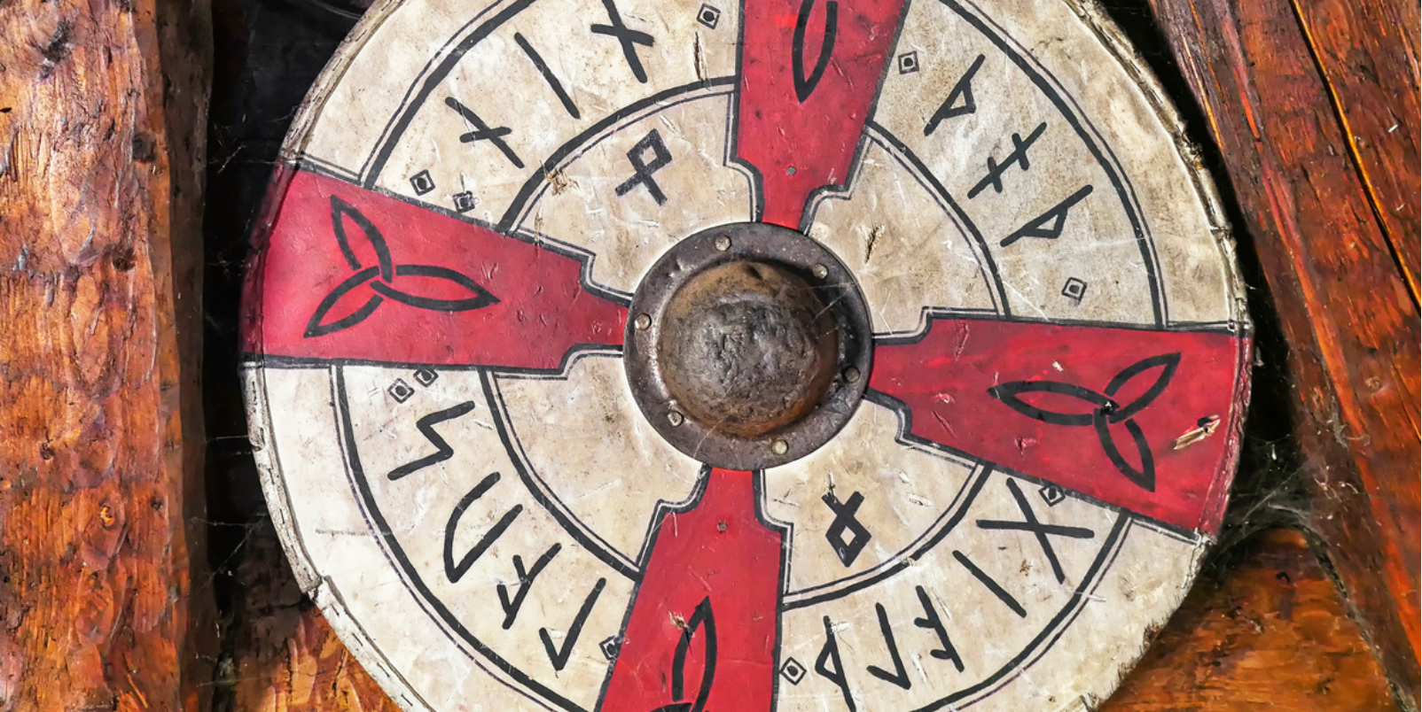 Bouclier rond médiéval en bois, bouclier viking