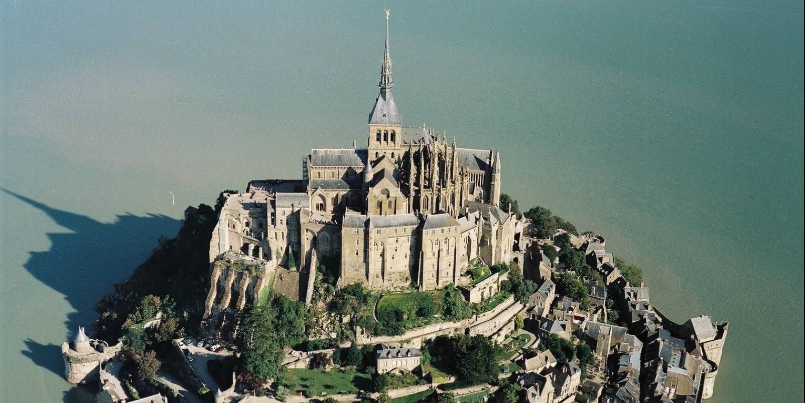 Au Patrimoine Mondial De L Unesco Le Mont Saint Michel Et Sa Baie Normandie Voyage Scolaire France