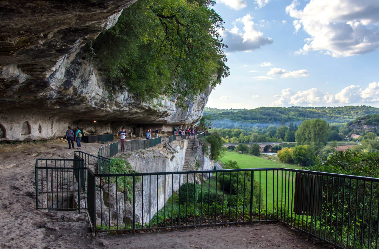 La Dordogne à travers les âges - 
