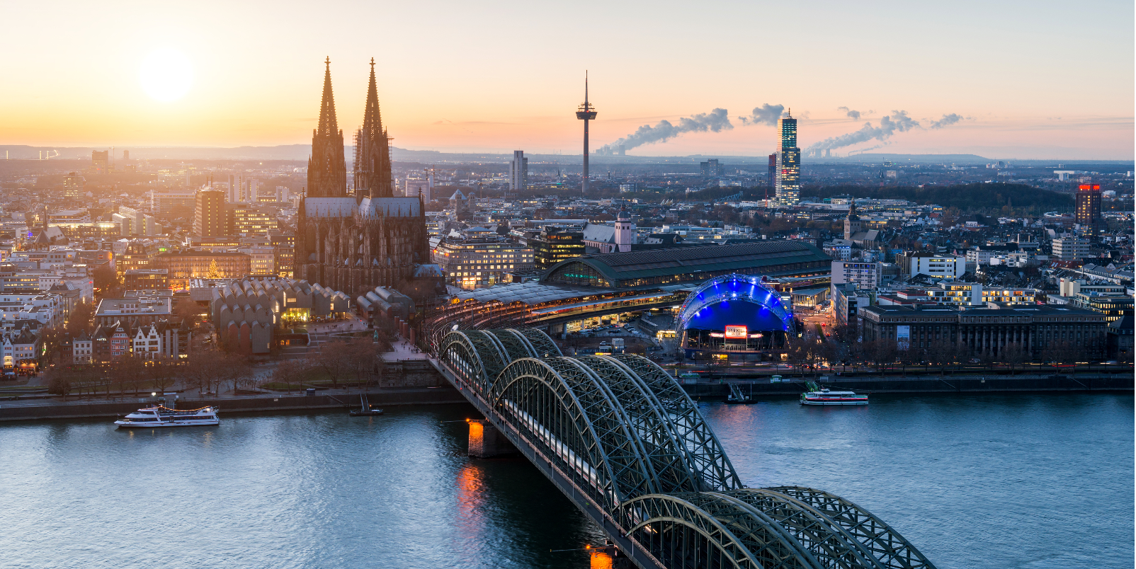 Cologne Pont et cathedrale