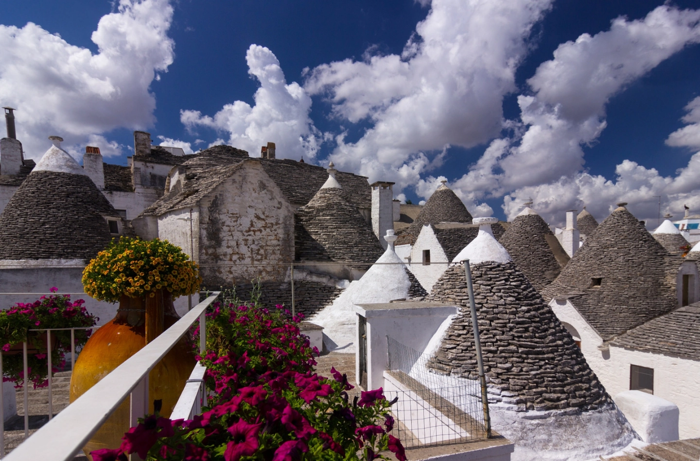 Trulli and clouds - Trulli e nuvole (EXPLORED)