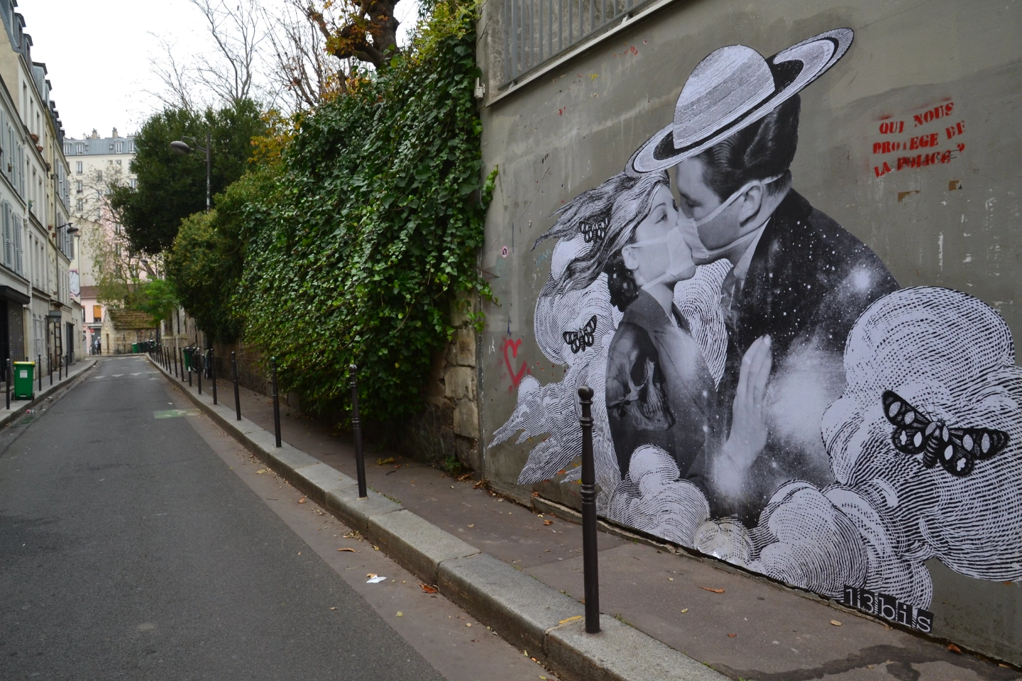 Paris rue des Cascades